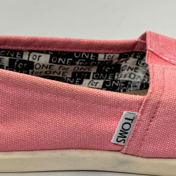 TOMS Bubblegum Pink Kids 5Y Slip On Espadrilles Good Condition - Picture 4 of 15